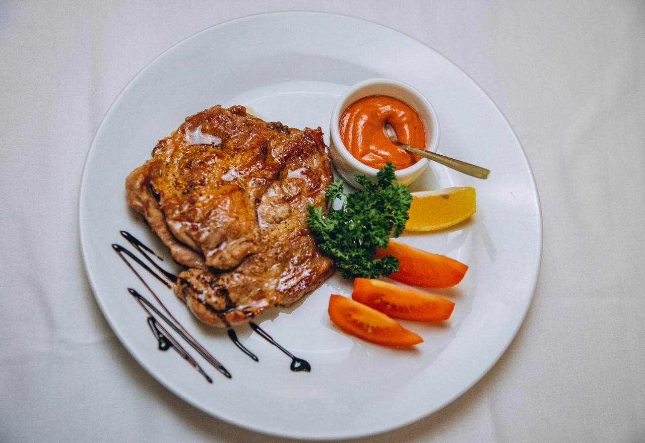 Hoch Land 호텔 야블루니츠야 외부 사진