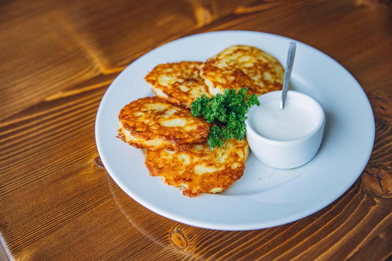 Hoch Land 호텔 야블루니츠야 외부 사진